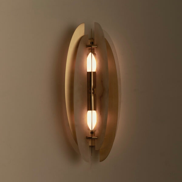 Helios Wall Sconce in Brass and Alabaster - Image 3